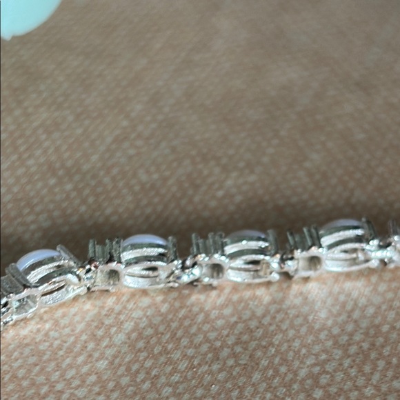 Vintage Avon Moonstone Style Tennis Bracelet June Birthstone Silver Tone NIB B32 - Picture 8 of 14